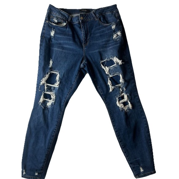 Judy Blue Womens 18W Skinny Fit Distressed Jeans Dark Wash Stretch Casual Norm C - Picture 1 of 10